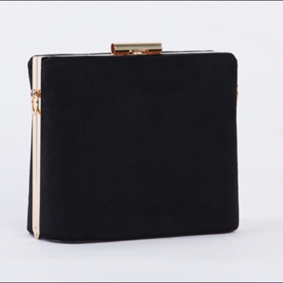 BLACK FAUX SUEDE CLUTCH BAG DETACHABLE STR… - Picture 3 of 4